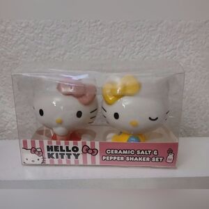 Hello Kitty Pink and Yellow Ceramic Shaker Duo